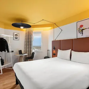 ibis-nice-aeroport-promenade.fr-provencehotel.com/