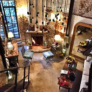 https://8-design-hotel.aegeanhotels.net
